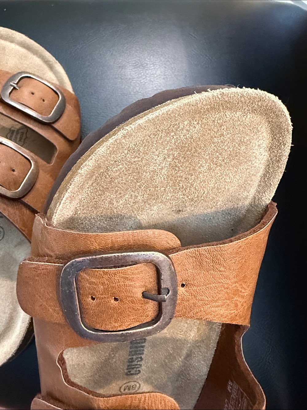 Cushionaire leather Double-Buckle Slide Sandals - Picture 7 of 10